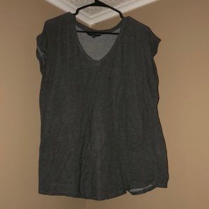 Grey t shirt